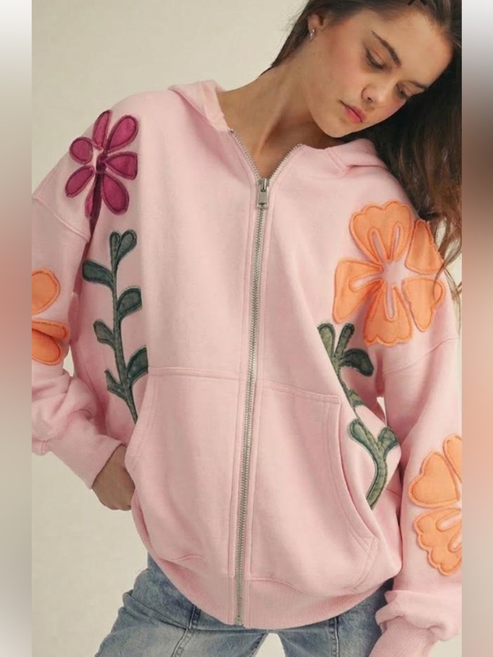 137 LOVLOV ARTISAN BLOOM PATCH WASHED PATWORK OVERSIZED CARDIGAN
HOODIE